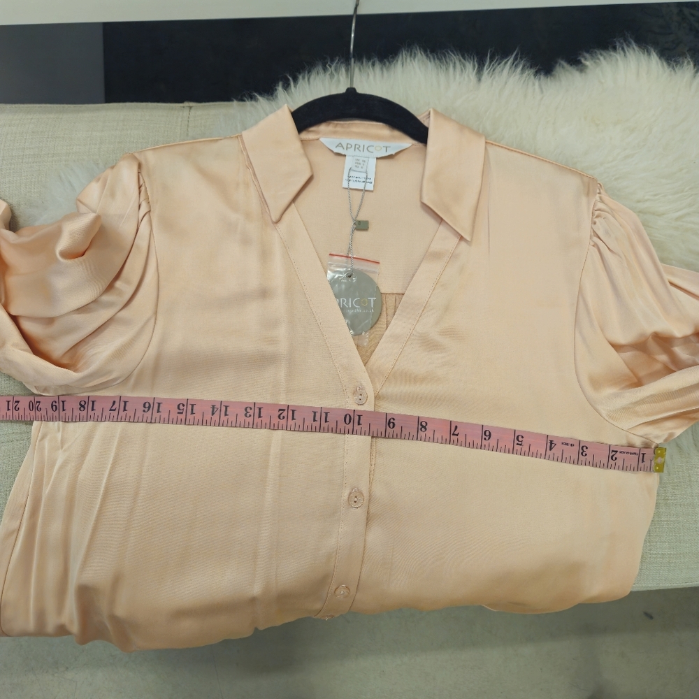 Peach Satin V Neck Collared Blouse - Picture 5 of 12